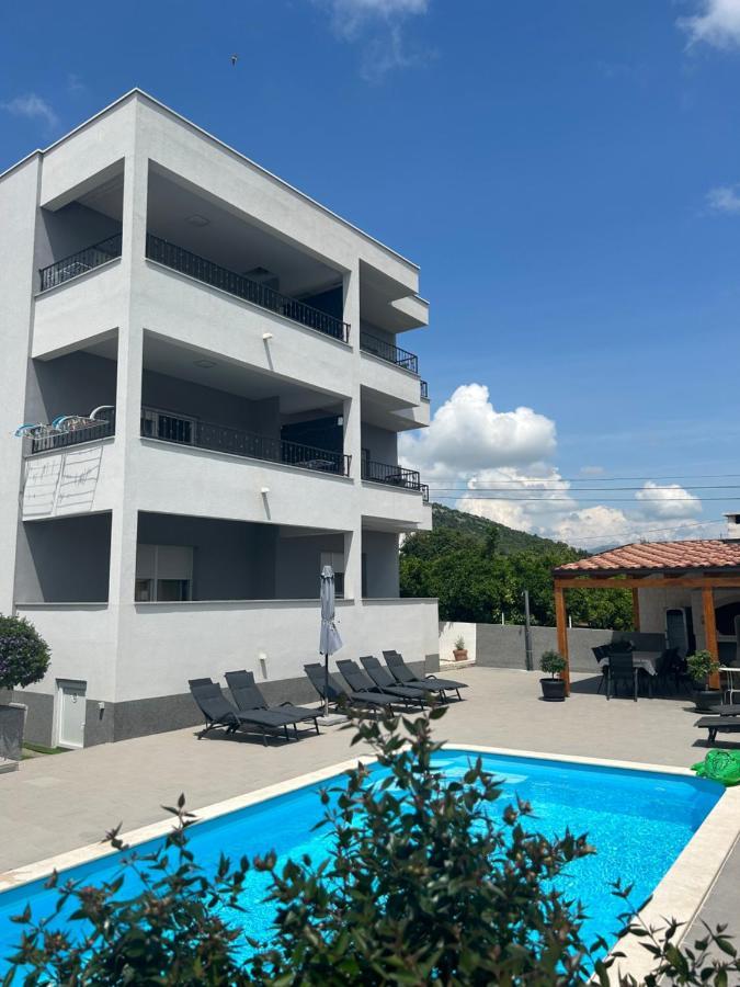 Villa Apartments Aa 1 Trogir Extérieur photo