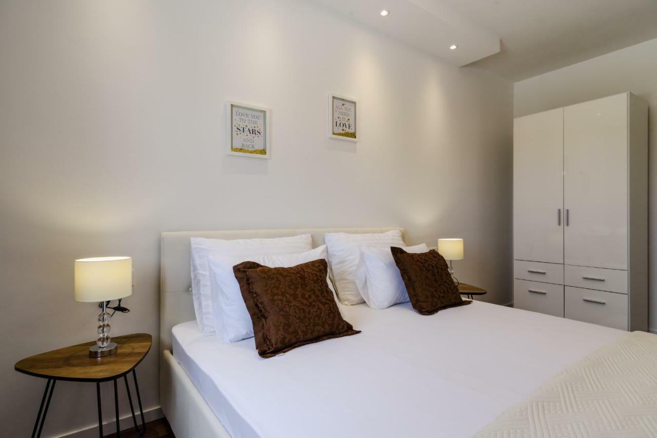 Villa Apartments Aa 1 Trogir Extérieur photo