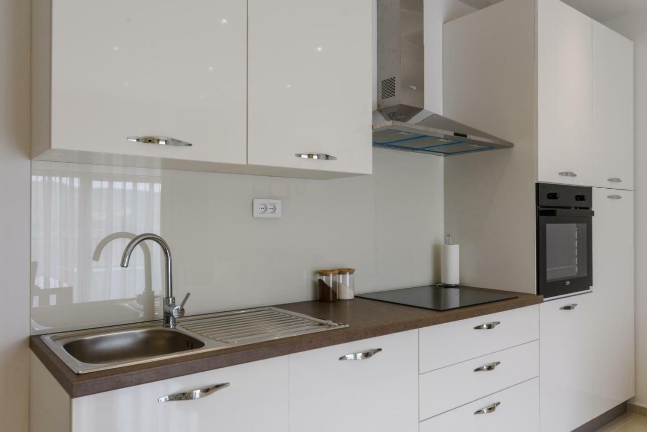 Villa Apartments Aa 1 Trogir Extérieur photo